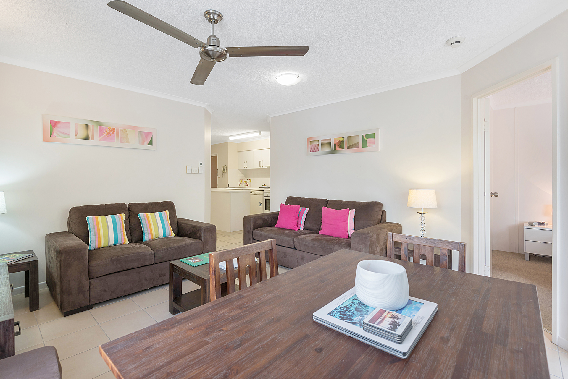 Port Douglas Outrigger Holiday Apartments Interior 12