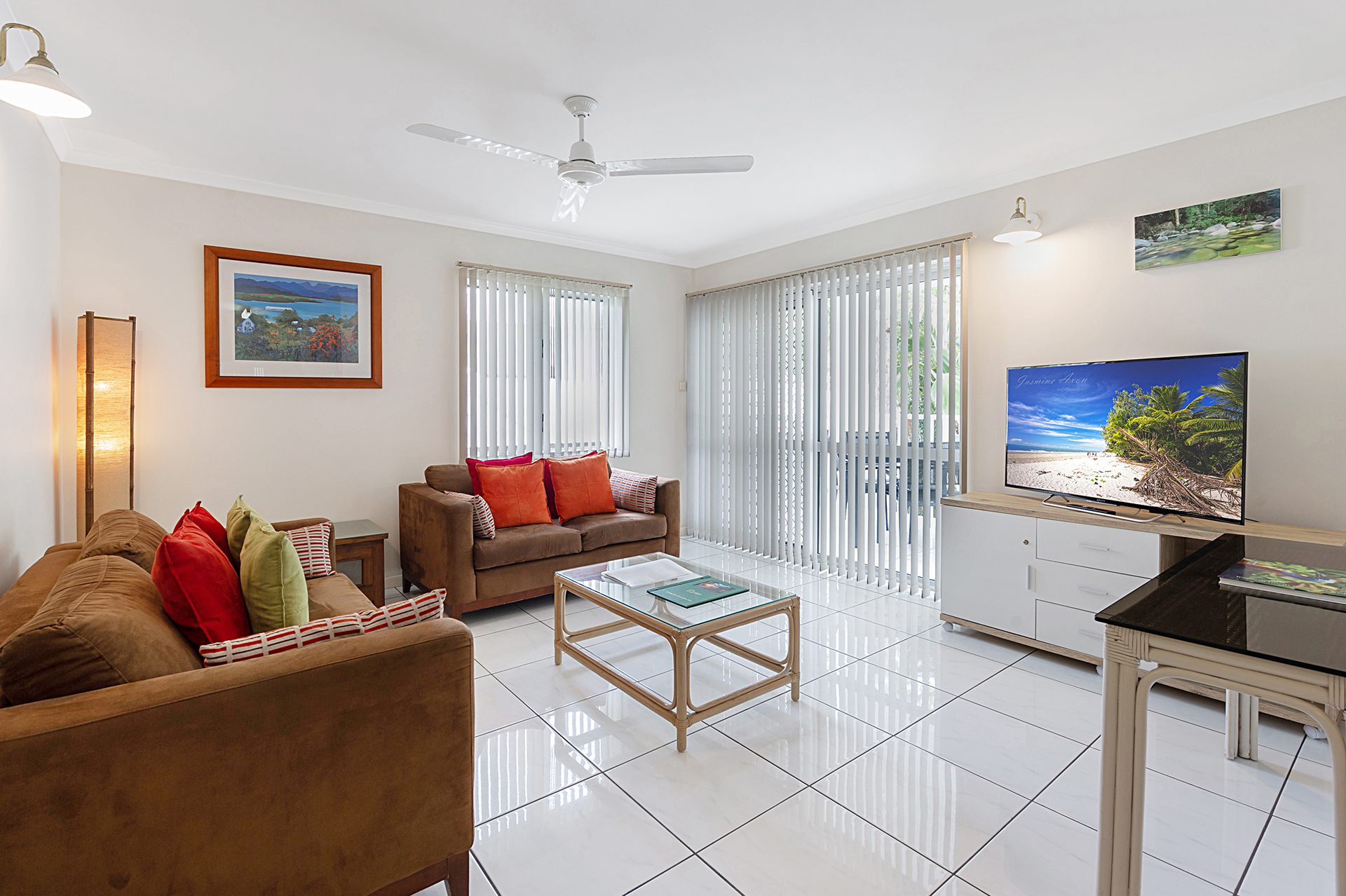 Port Douglas Outrigger Holiday Apartments Interior 6