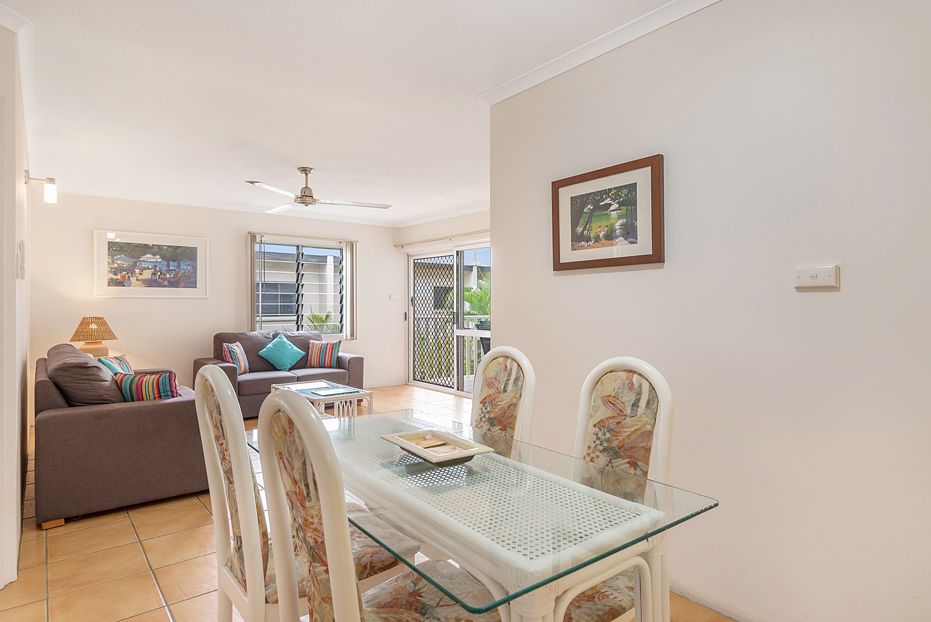 Port Douglas Outrigger Holiday Apartments Interior 2