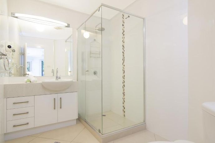 Port Douglas Outrigger Holiday Penthouse Apartments bathroom