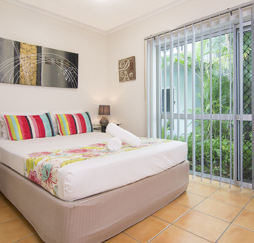 Port Douglas Outrigger Holiday Apartments Port Douglas Accommodation